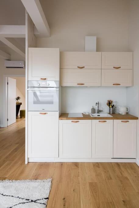Charming Apartment In Perfect Location Krasków Εξωτερικό φωτογραφία