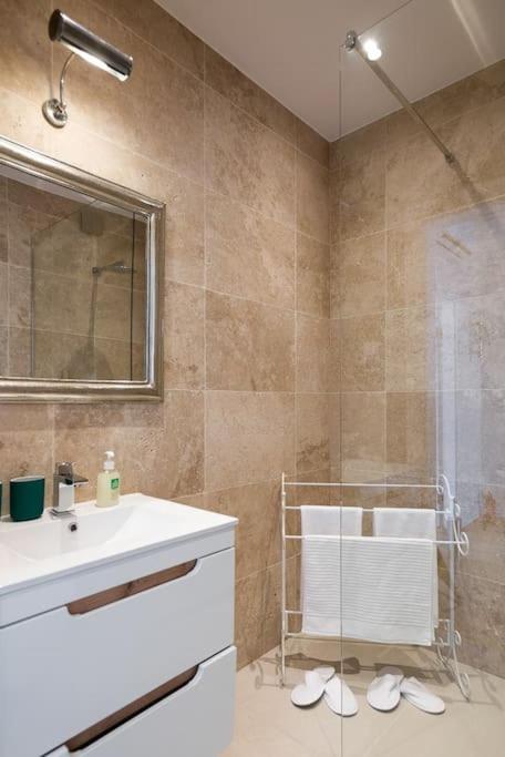 Charming Apartment In Perfect Location Krasków Εξωτερικό φωτογραφία